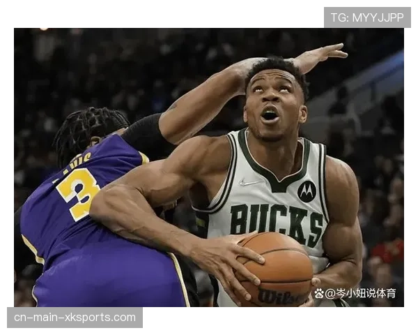 战术述评：雄鹿队大洛佩斯沉退防守策略在系列赛中面临的挑战与调整